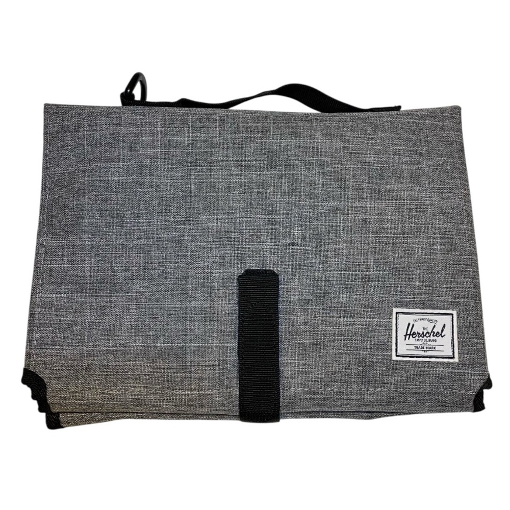 🇨🇦 HERSCHEL SPROUT CHANGE MAT IN GRAY